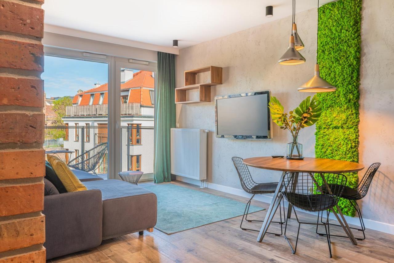 Apartamenty Homely Place Serce Poznania - Stary Rynek - Parking Exterior photo
