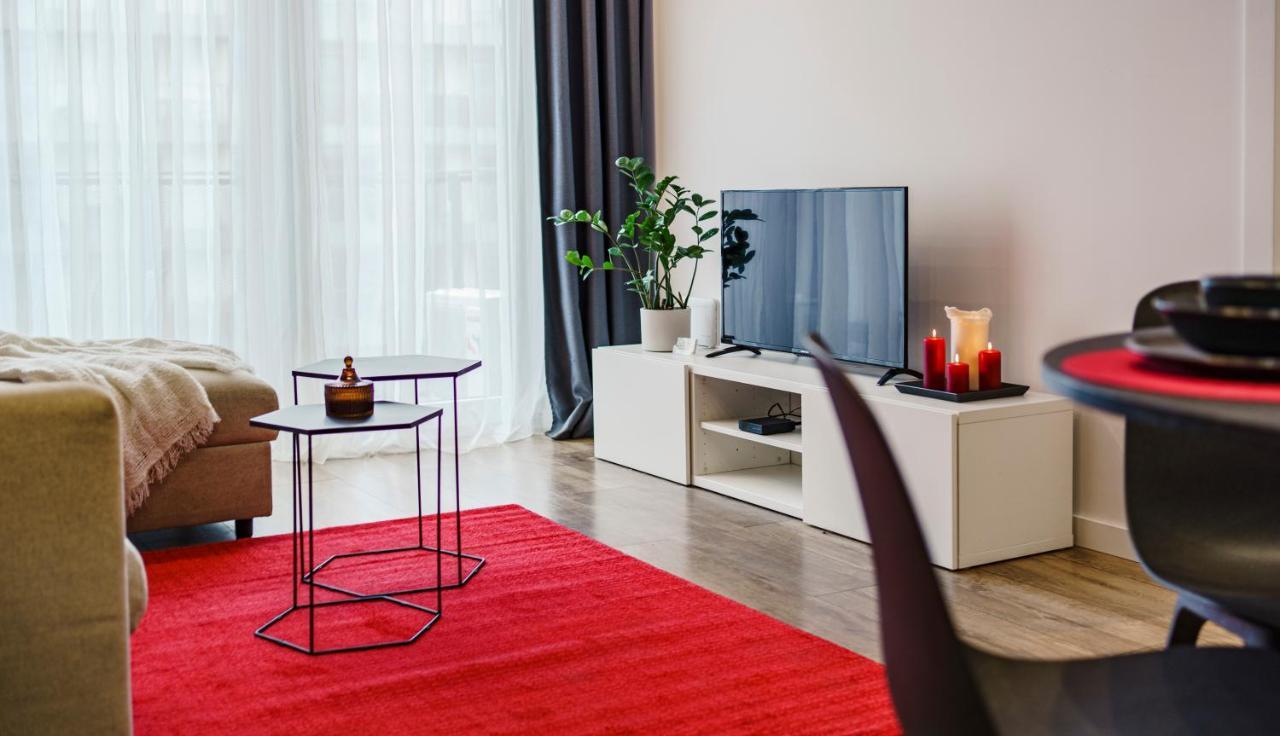 Apartamenty Homely Place Serce Poznania - Stary Rynek - Parking Exterior photo